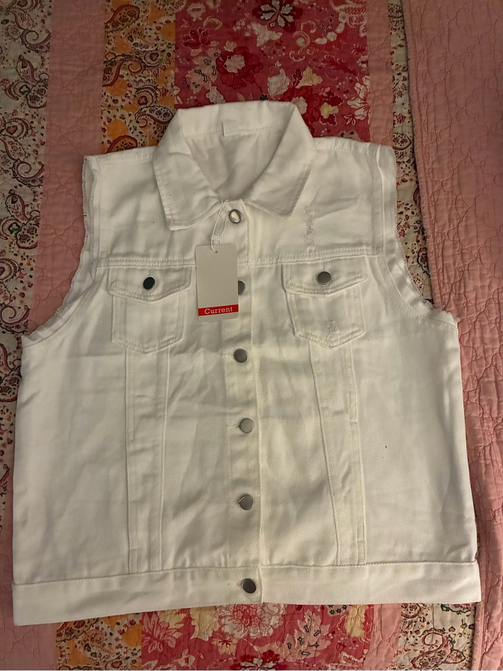 Women’s XL White Sleeveless Denim Vest